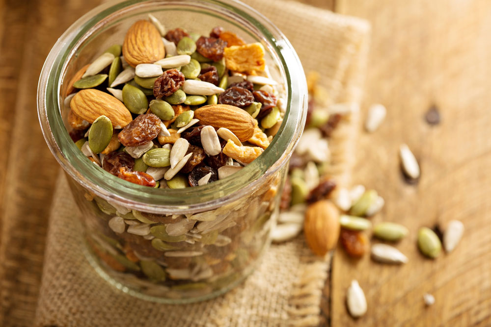 healthy snacks for kids trail mix